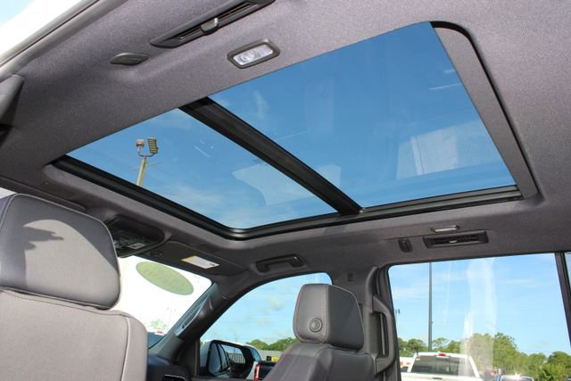 Used 2025 Chevrolet Tahoe RST w/ Comfort Package RWD image 19