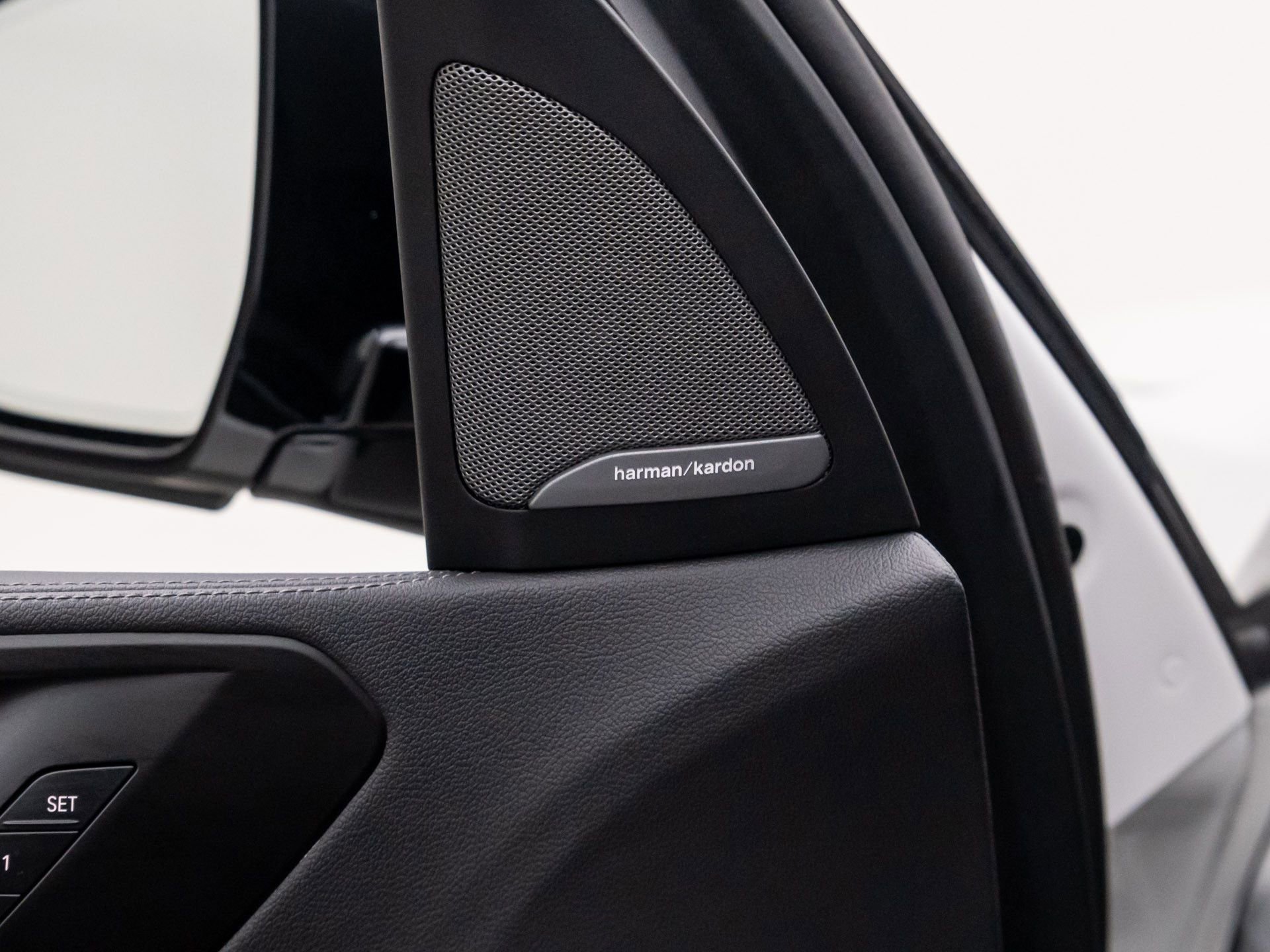 Certified 2023 BMW X5 xDrive40i w/ M Sport Package image 15