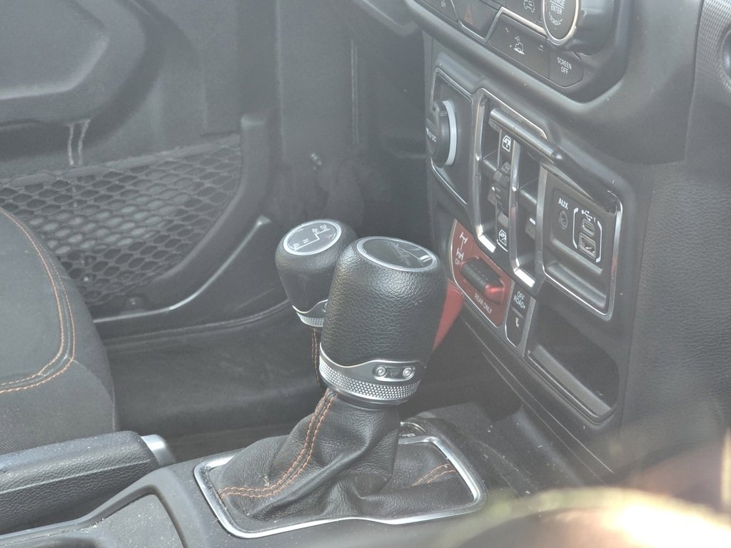 Used 2023 Jeep Gladiator Mojave image 18