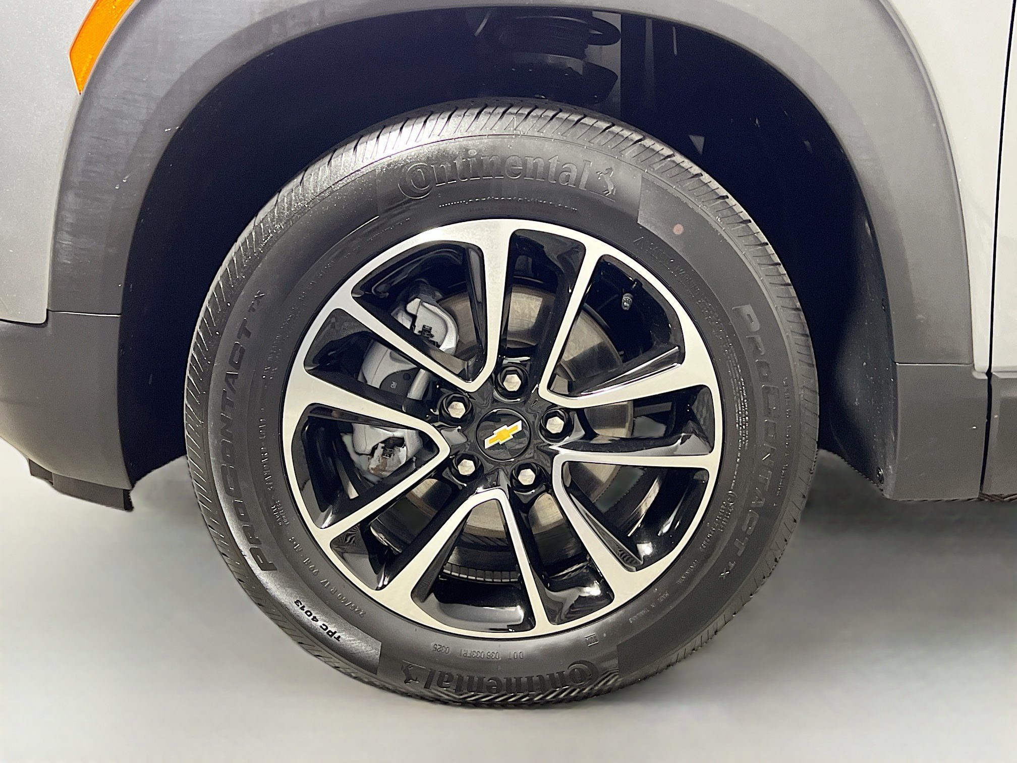 Used 2025 Chevrolet TrailBlazer LT AWD/4WD image 14