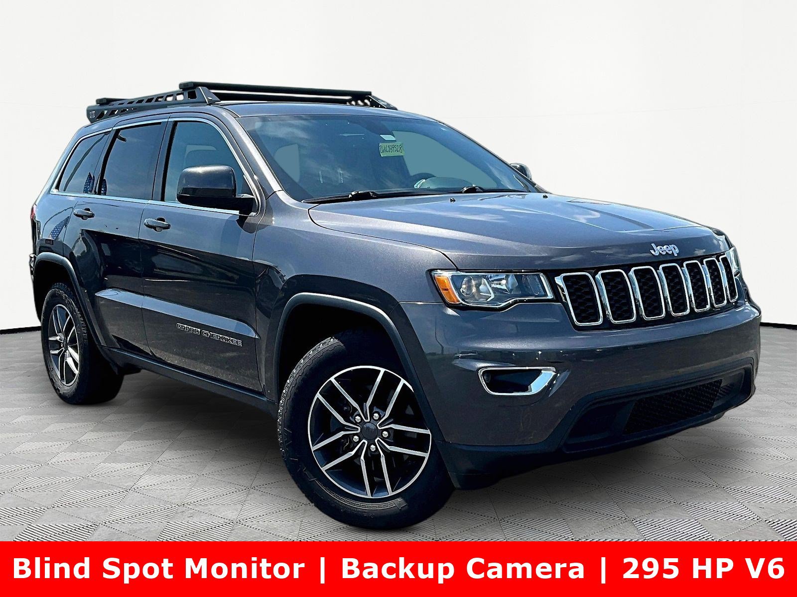 Used 2019 Jeep Grand Cherokee Laredo w/ Laredo X Package RWD image 3