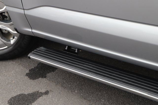 Used 2021 Ford F150 Platinum w/ Trailer Tow Package RWD image 4