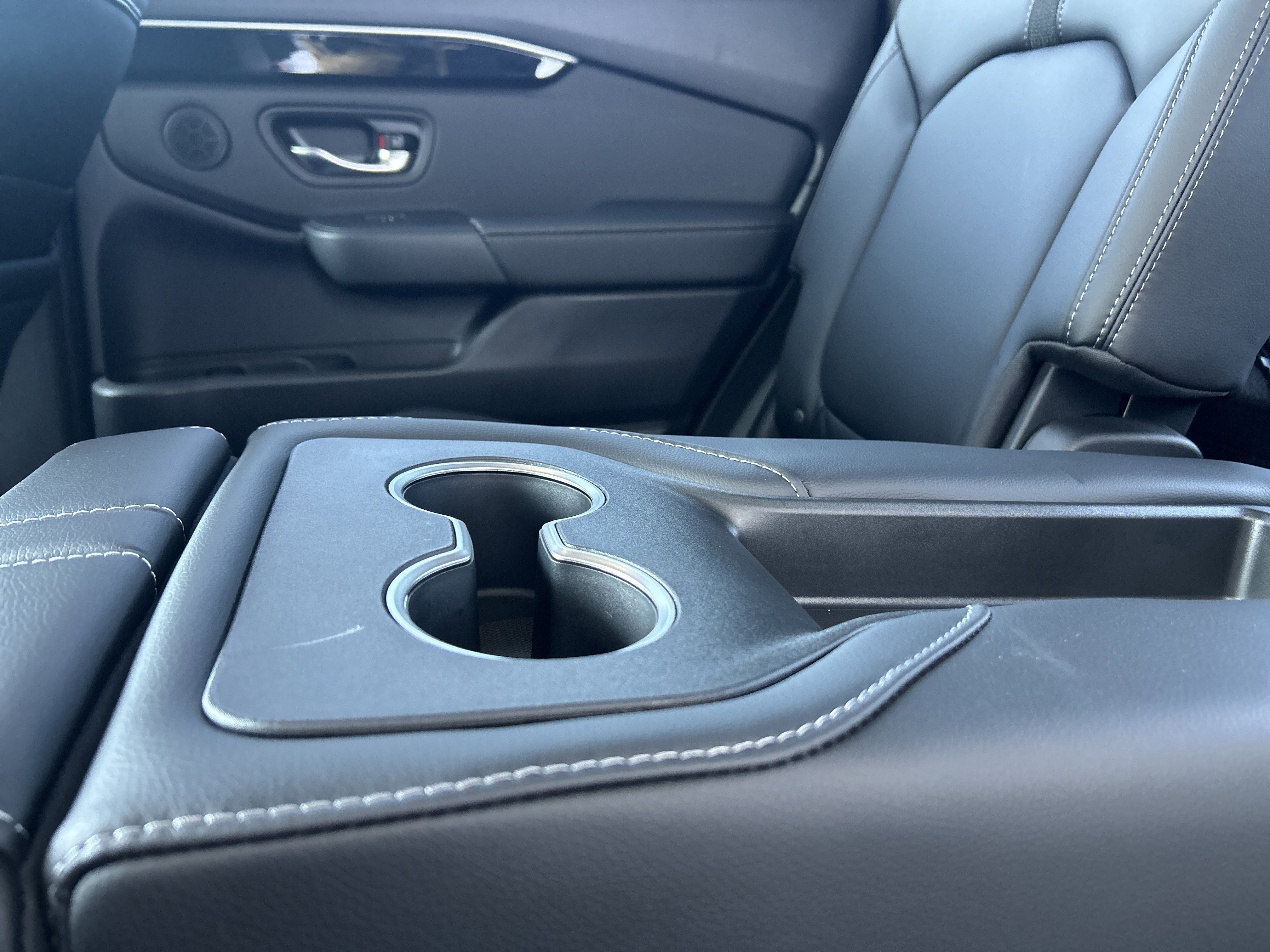 Used 2025 Honda Pilot EX-L image 18