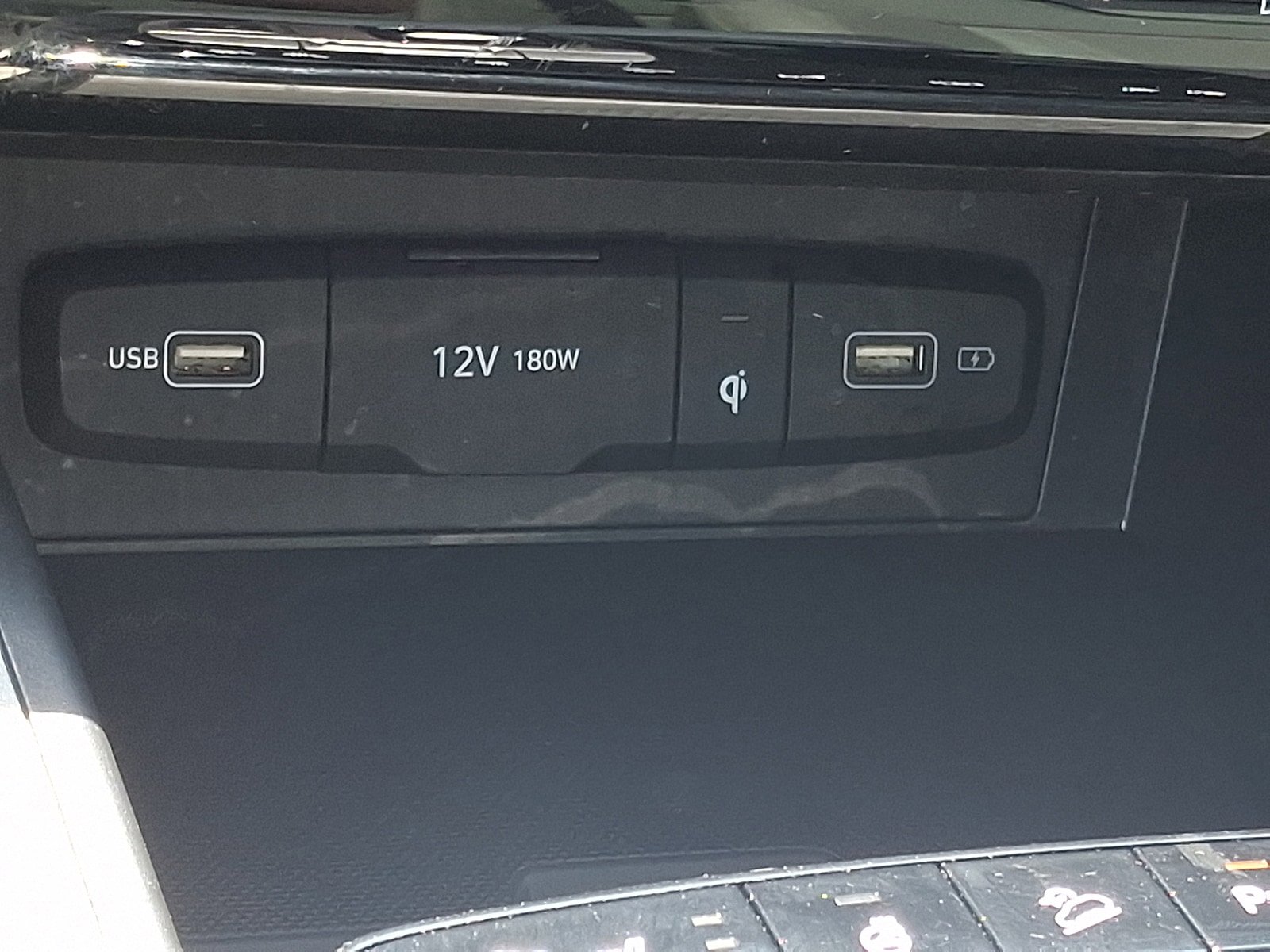 Used 2022 Hyundai Tucson Limited AWD/4WD image 25