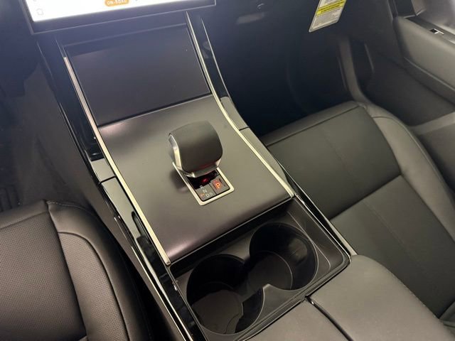 New 2026 Land Rover Range Rover Velar Dynamic SE image 23