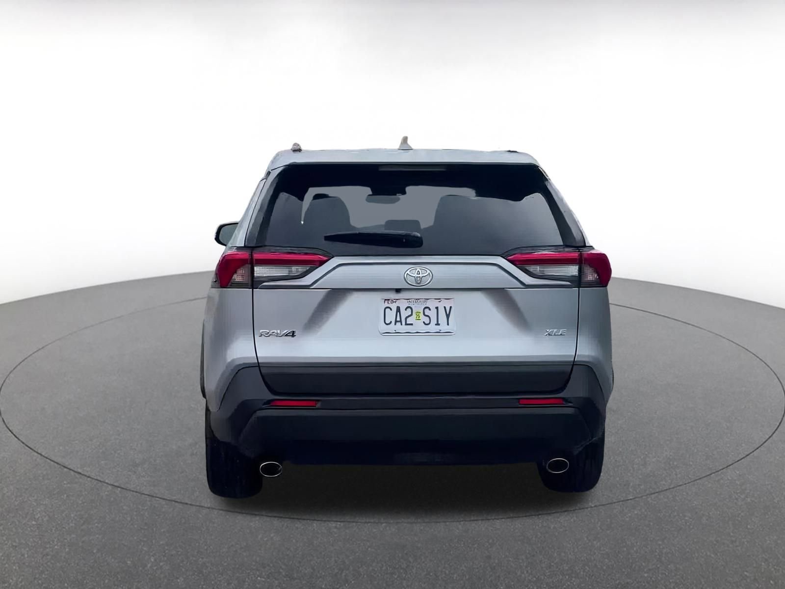 Used 2025 Toyota RAV4 XLE image 12