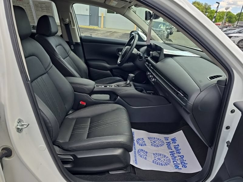 Used 2024 Honda HR-V EX-L image 32