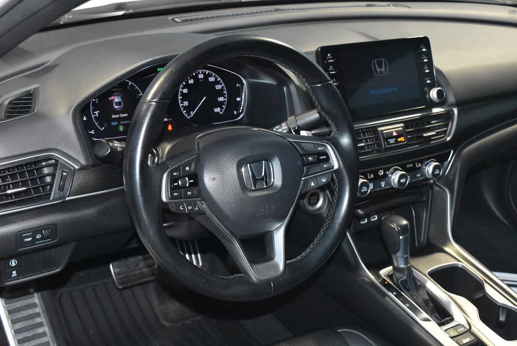 Used 2022 Honda Accord Sport image 2
