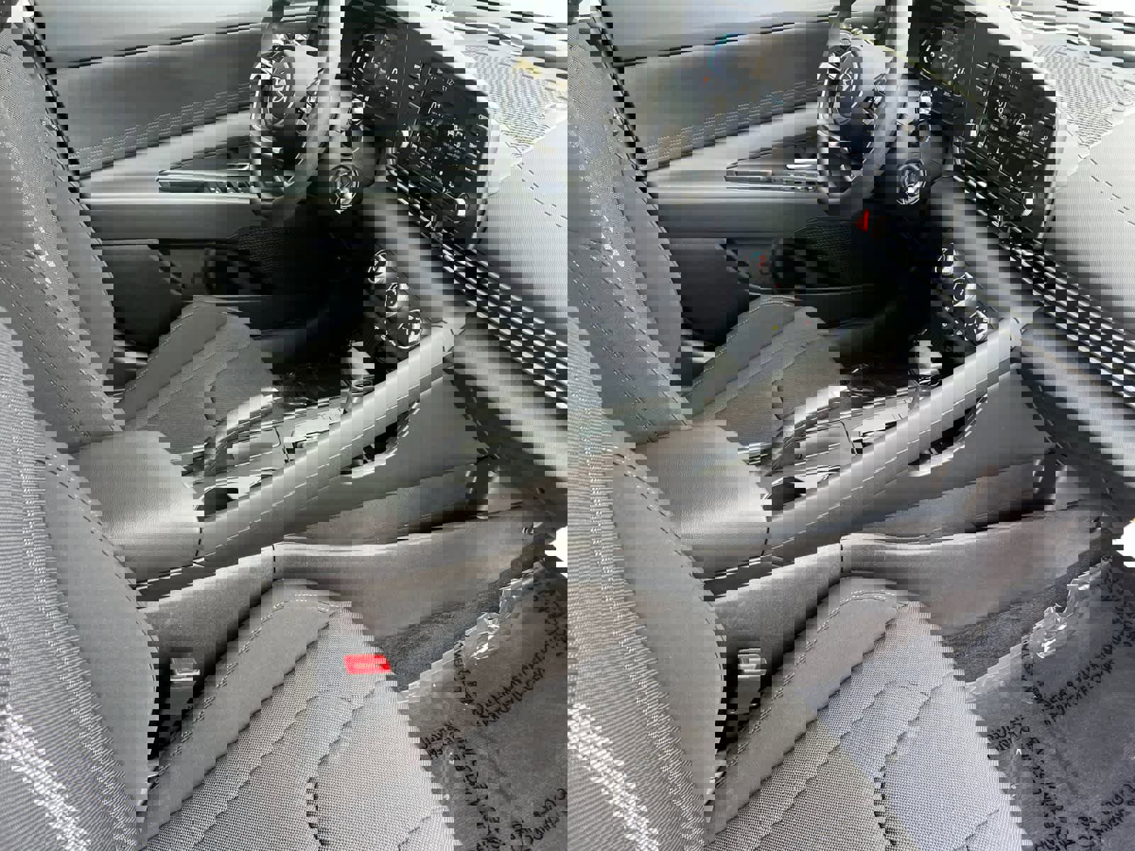 Certified 2025 Hyundai Elantra SE image 16