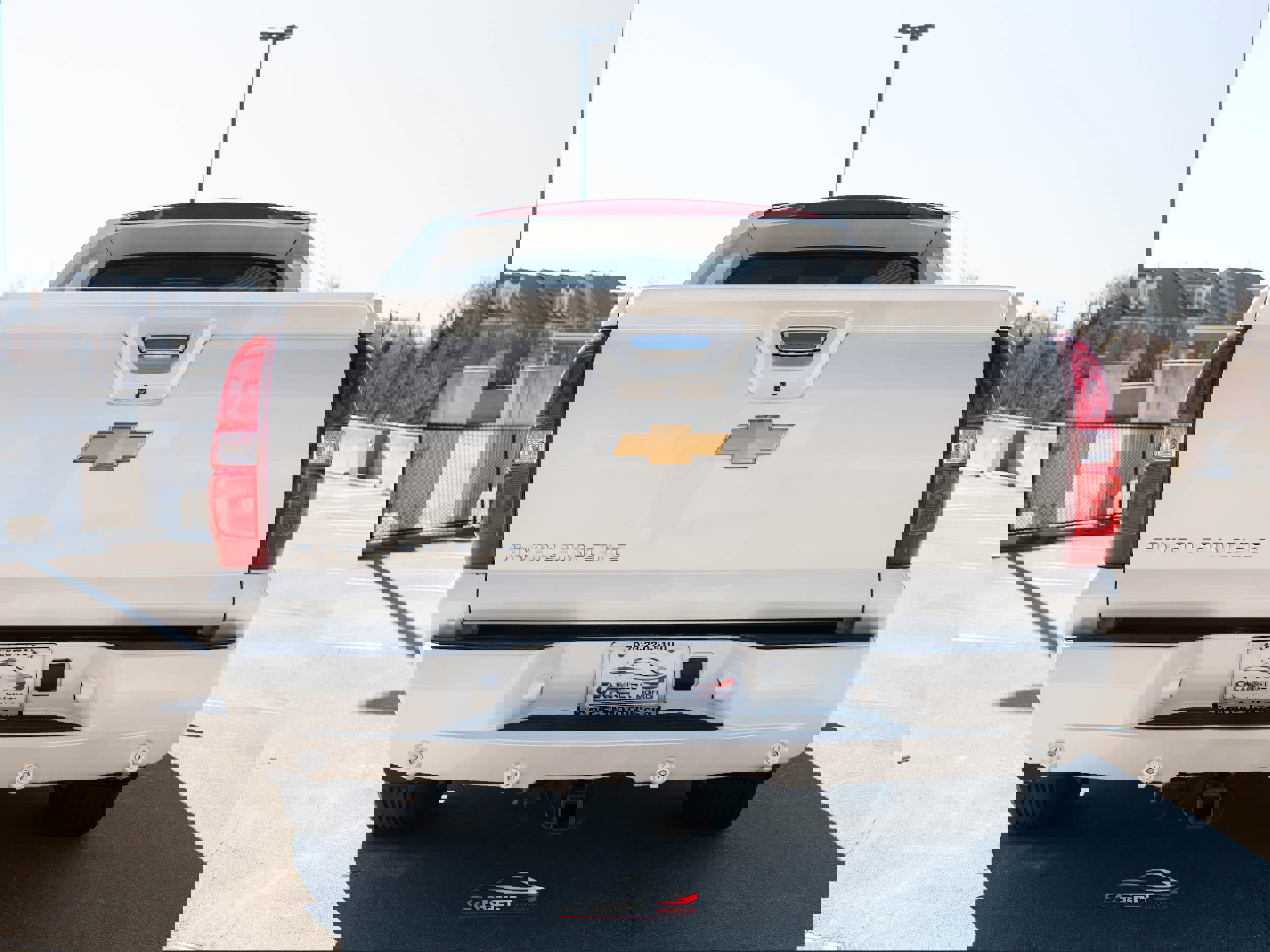 Used 2013 Chevrolet Avalanche LTZ image 5