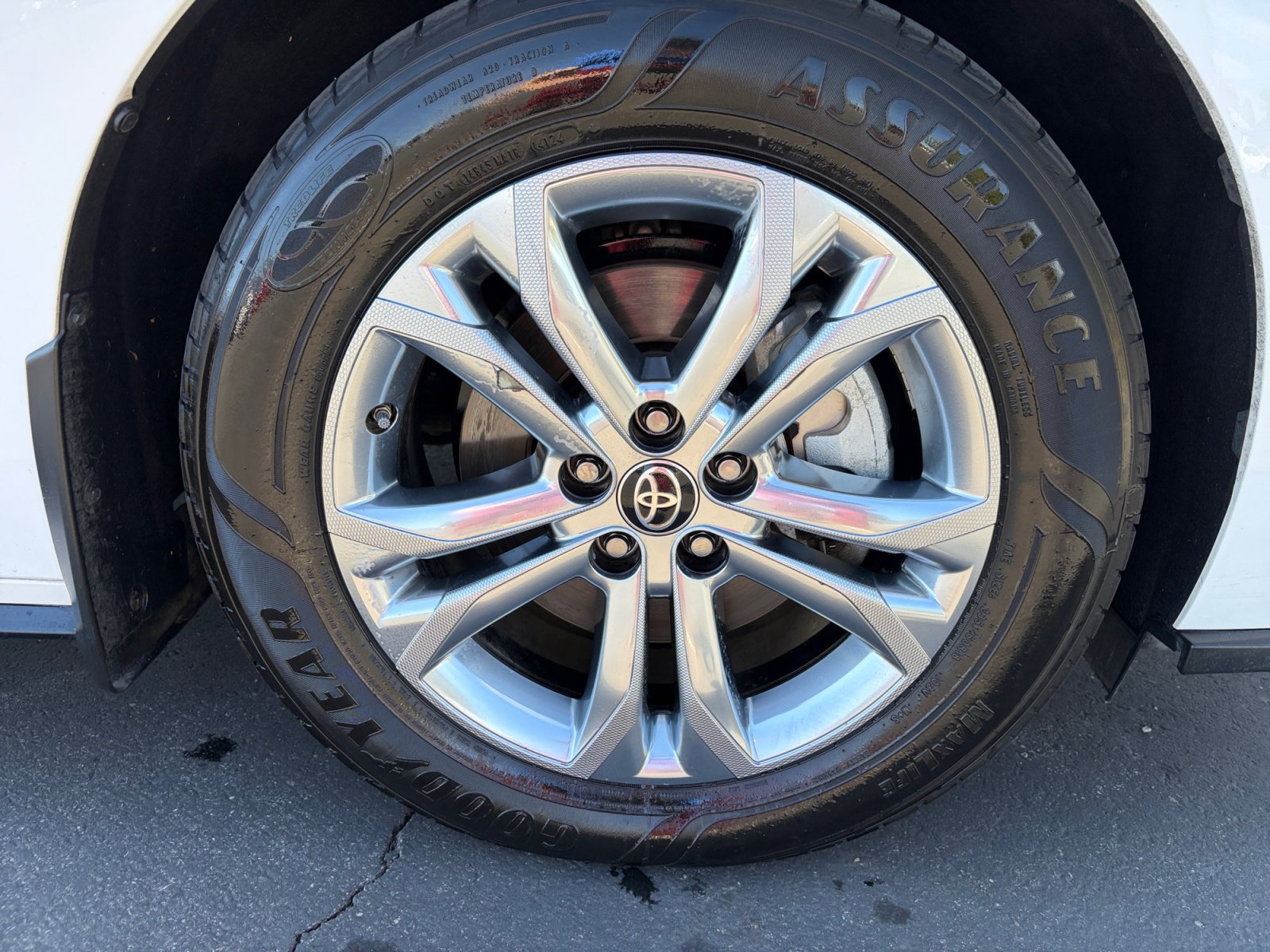 Used 2022 Toyota Sienna XSE w/ XSE Plus Package AWD/4WD image 30