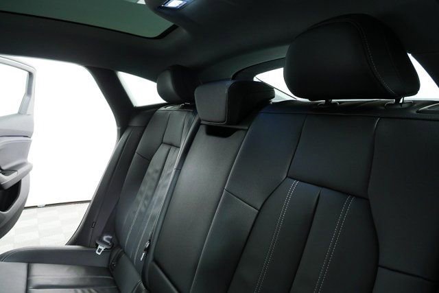 Certified 2025 Audi A6 e-tron Premium Plus w/ Premium Plus image 22