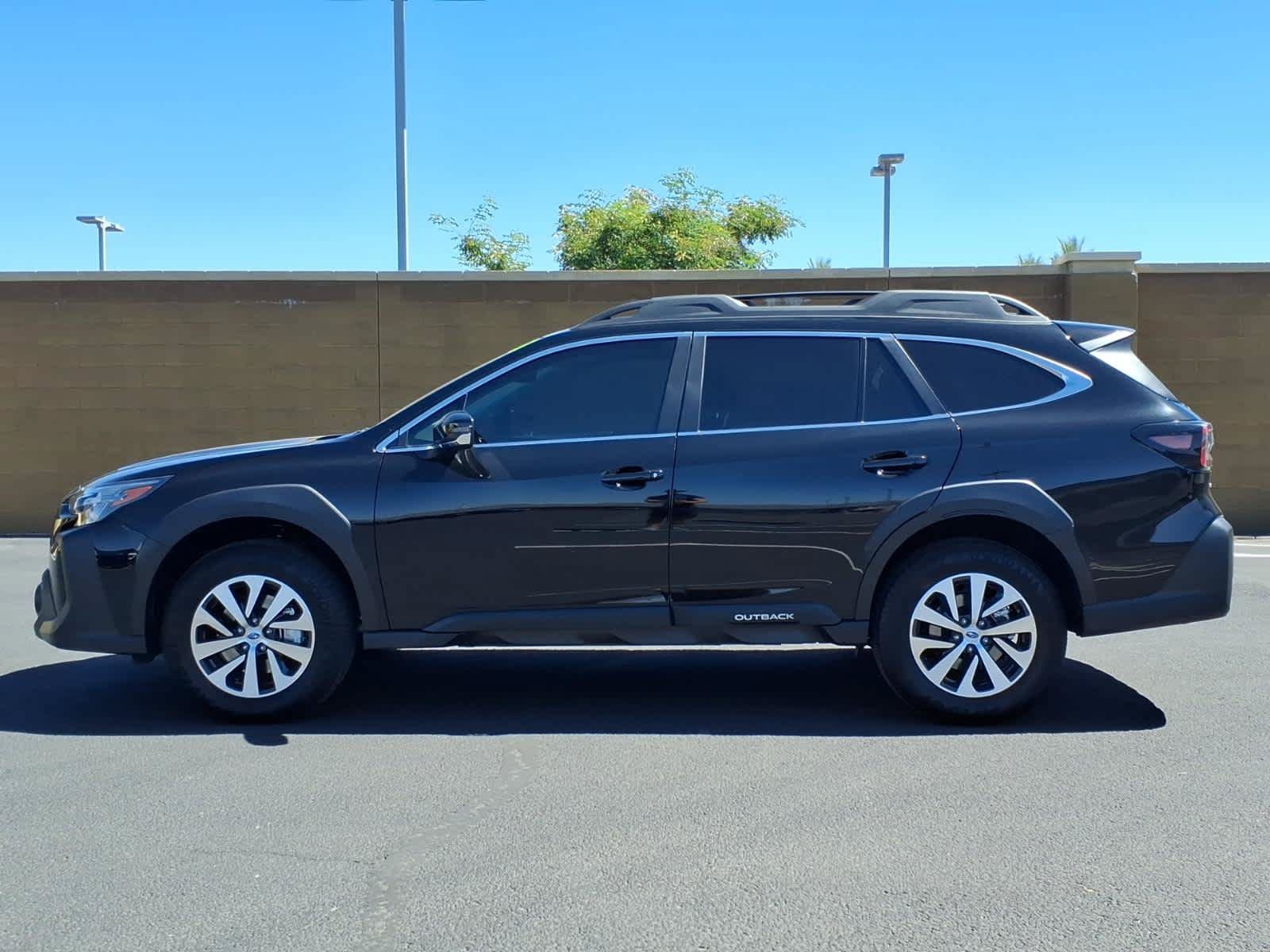 Used 2025 Subaru Outback Premium w/ Popular Package #1A AWD/4WD image 3