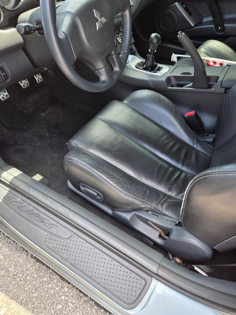 Used 2007 Mitsubishi Eclipse GT FWD image 12
