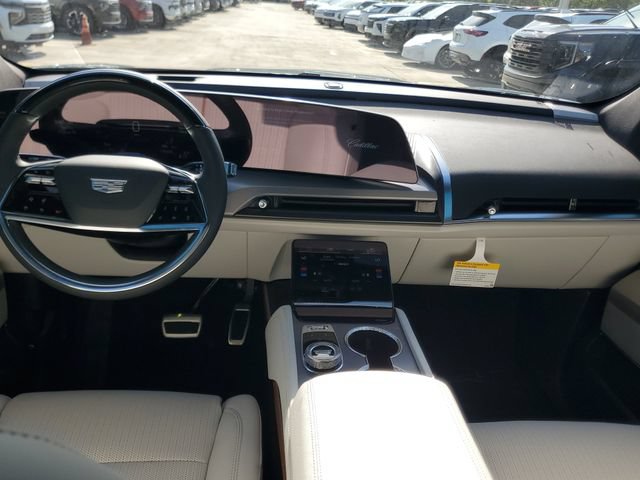 New 2027 Cadillac Vistiq Luxury AWD/4WD image 7