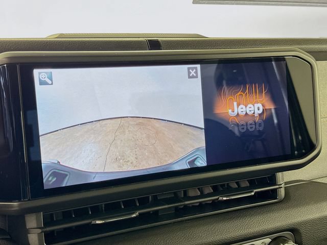 New 2026 Jeep Gladiator Sport AWD/4WD image 16