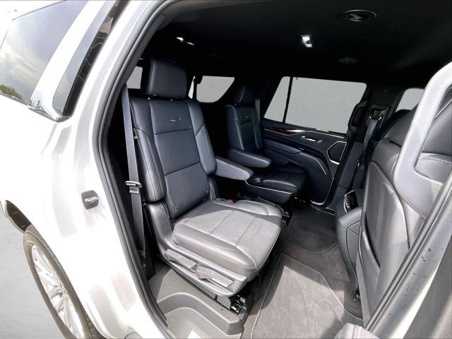 Used 2022 Cadillac Escalade Luxury RWD image 30