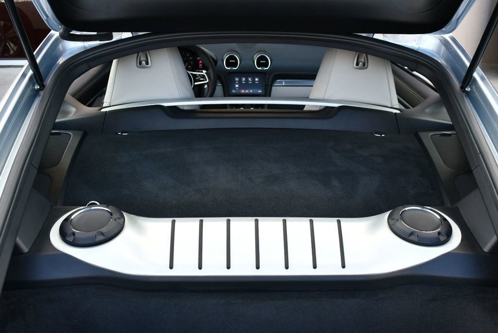 Used 2018 Porsche 718 Cayman RWD image 16