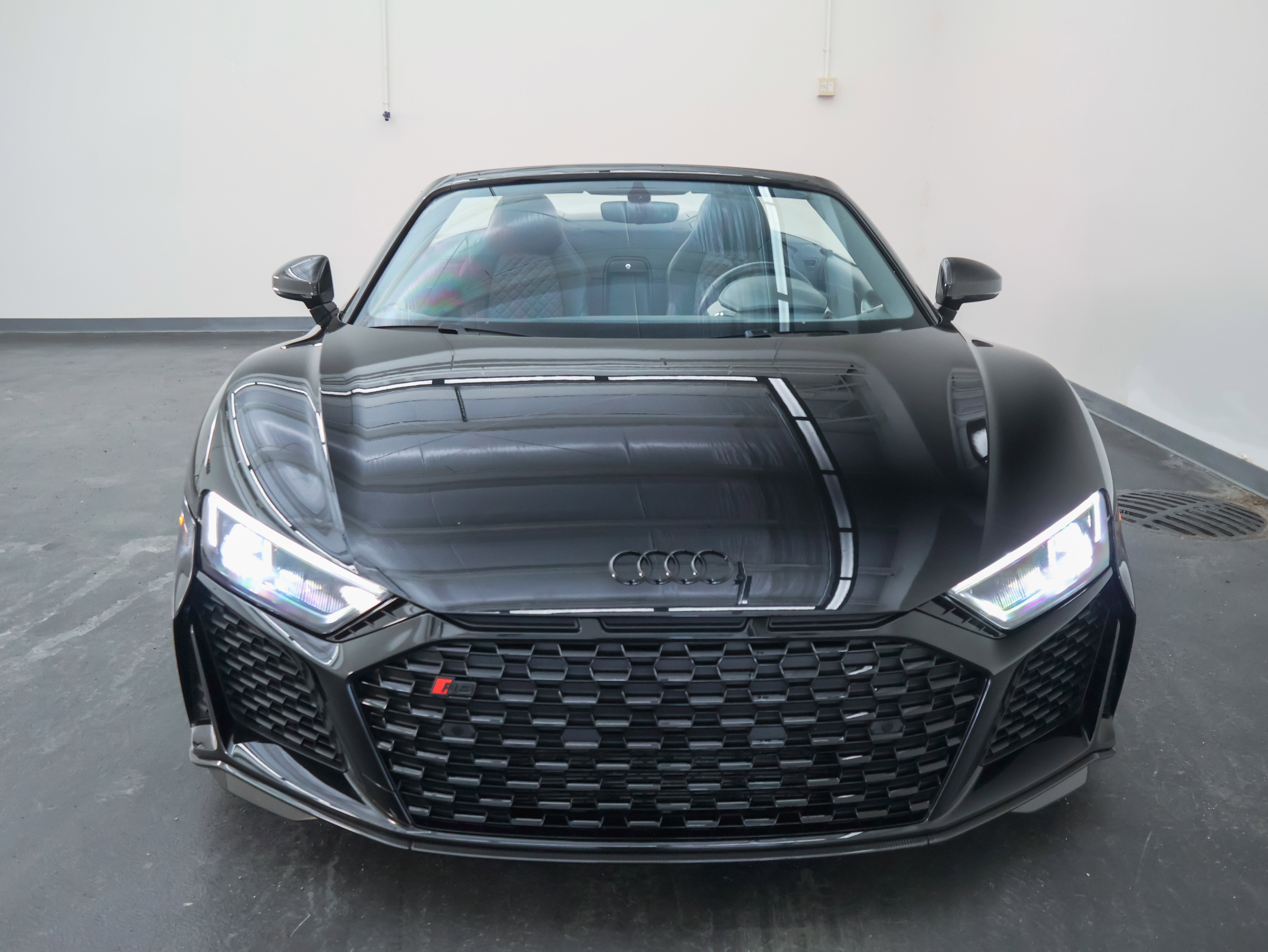 Used 2020 Audi R8 V10 performance image 8