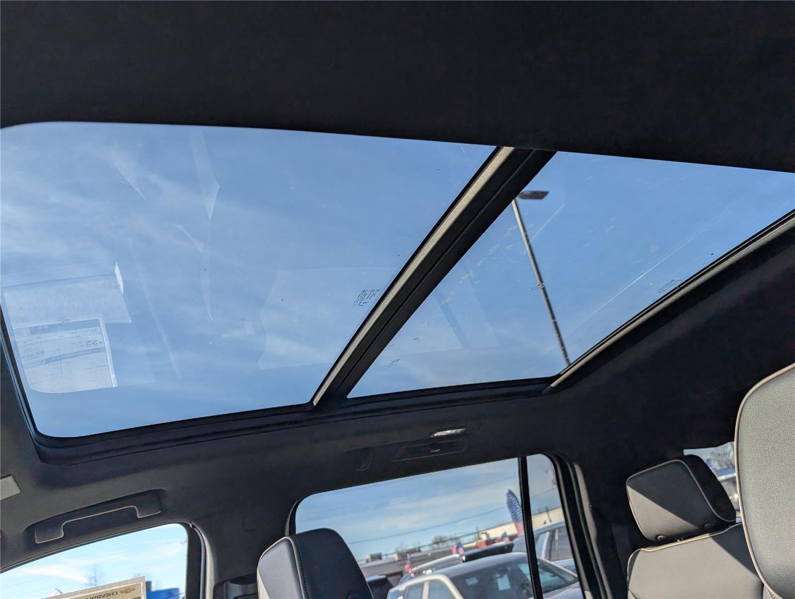 New 2026 Chevrolet Suburban Premier image 17