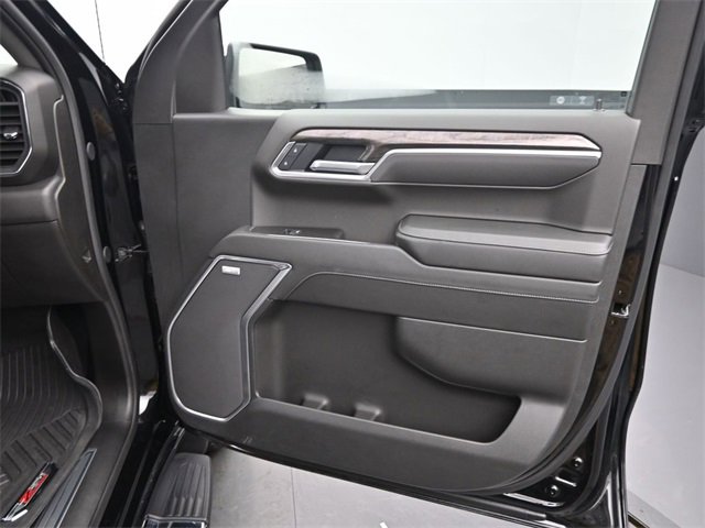 Used 2025 Chevrolet Silverado 1500 LTZ w/ LTZ Premium Package image 20