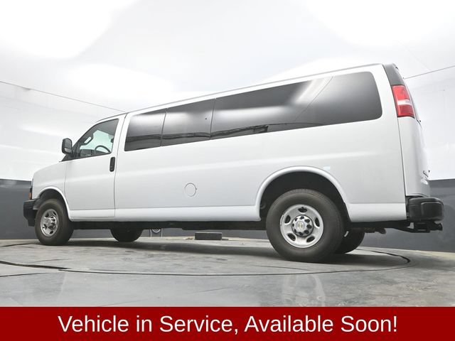 Used 2024 Chevrolet Express 3500 LS RWD image 35