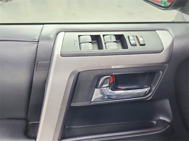 Used 2021 Toyota 4Runner SR5 Premium image 30