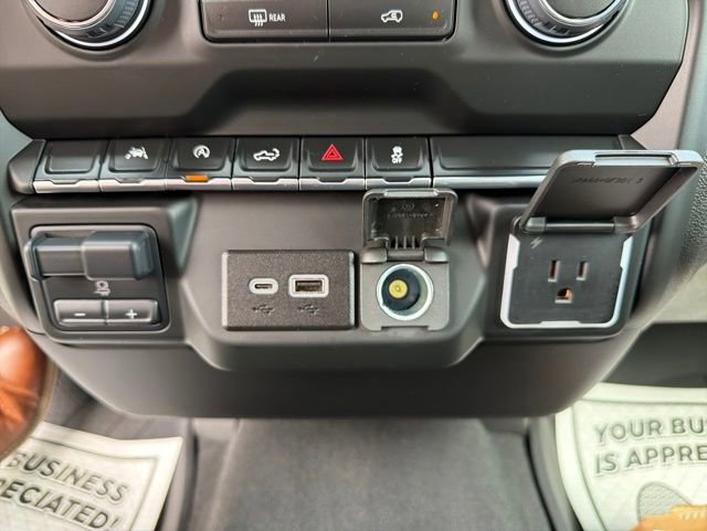 Used 2024 Chevrolet Silverado 1500 Custom AWD/4WD image 22