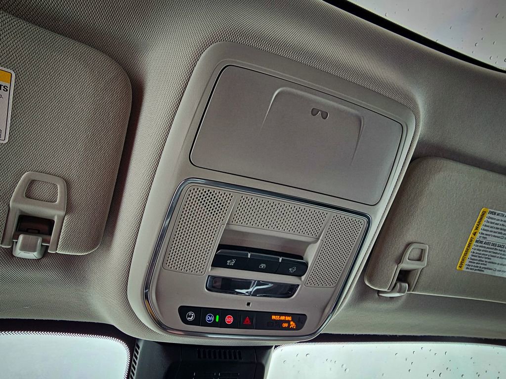 New 2026 GMC Terrain Denali w/ LPO, Floor Liner Package image 30