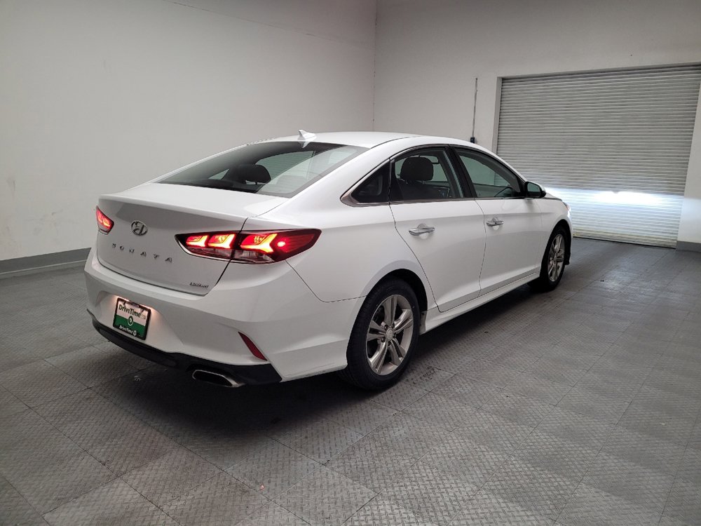 Used 2018 Hyundai Sonata Limited image 9