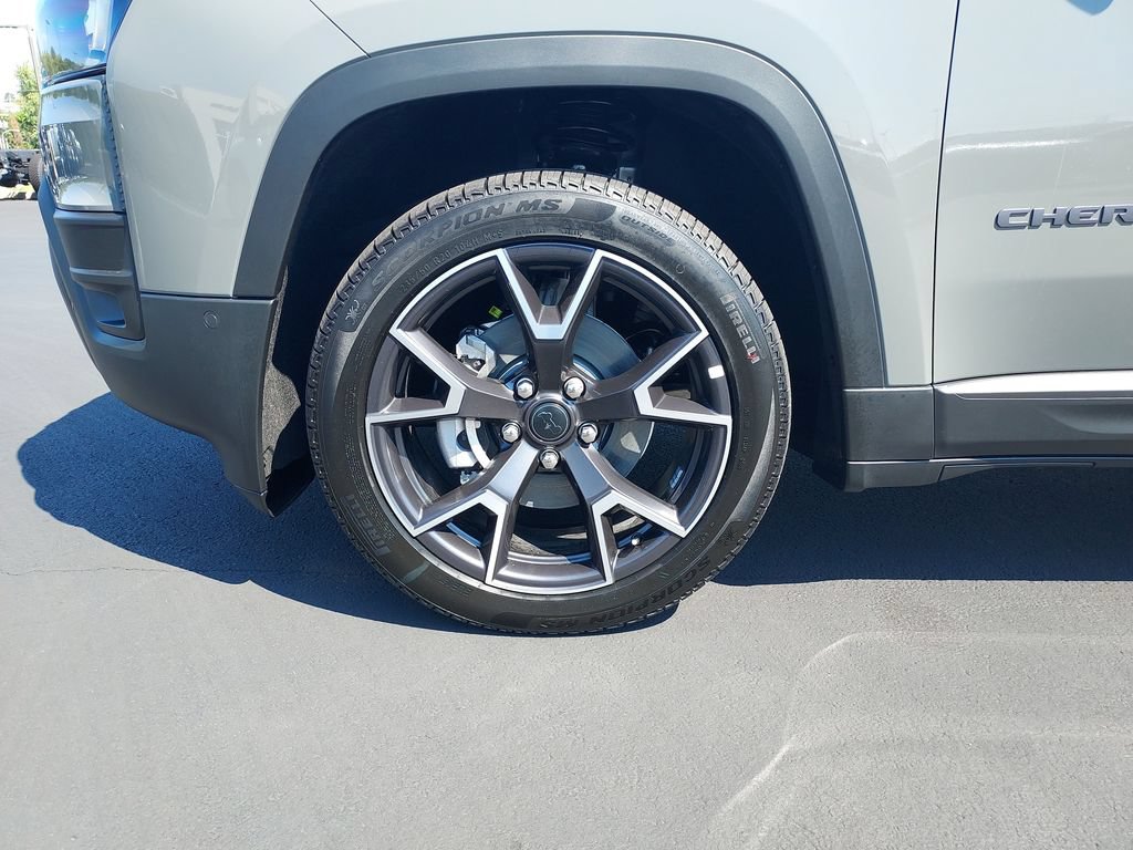 New 2026 Jeep Cherokee Overland w/ Trailer Tow Group AWD/4WD image 10