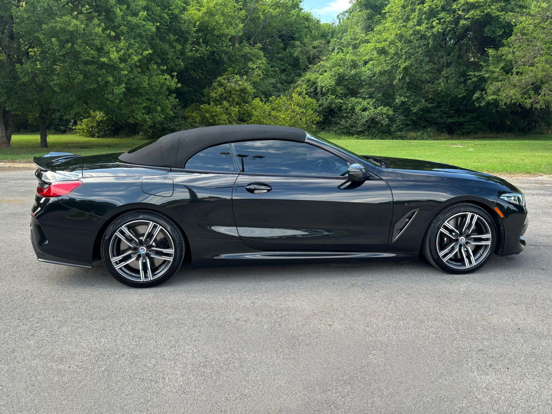 Used 2021 BMW M850i xDrive Convertible AWD/4WD image 15