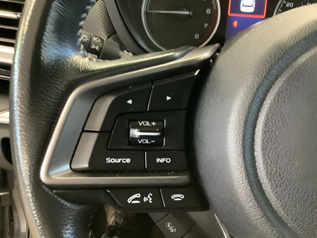 Used 2021 Subaru Forester Premium AWD/4WD image 11