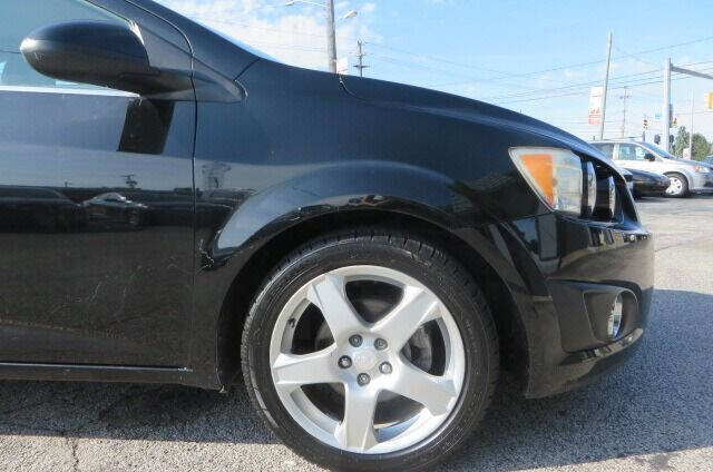 Used 2016 Chevrolet Sonic LTZ image 20