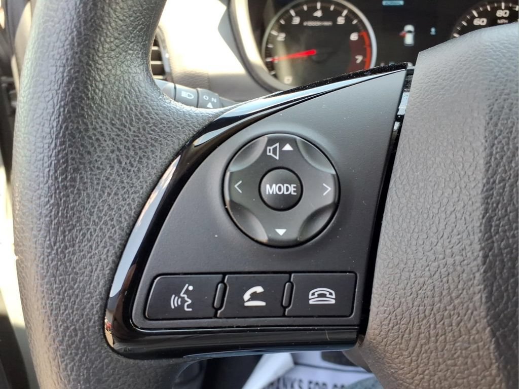 Used 2024 Mitsubishi Eclipse Cross LE AWD/4WD image 19