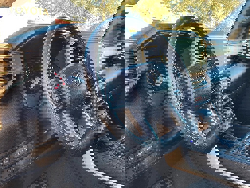 Used 2025 Toyota Tundra SR5 w/ SR5 Premium Package image 5