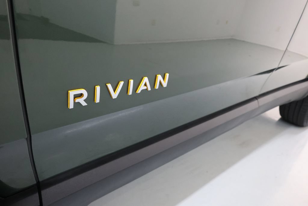 Used 2023 Rivian R1S Adventure AWD/4WD image 64