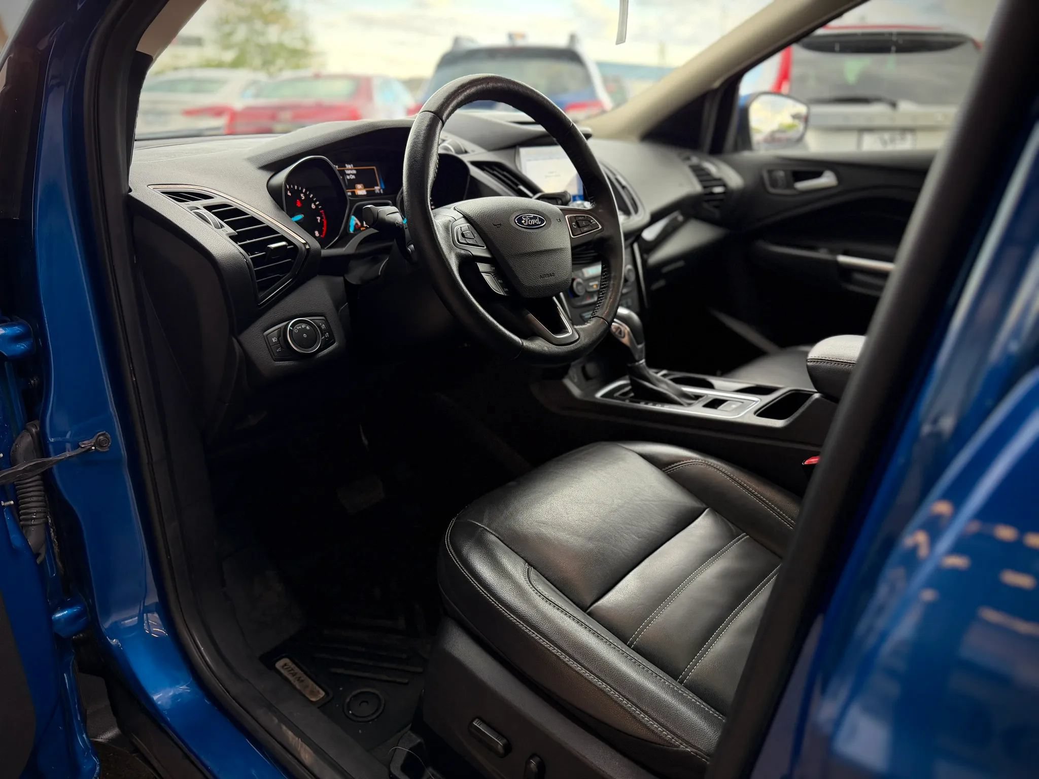 Used 2018 Ford Escape Titanium AWD/4WD image 8