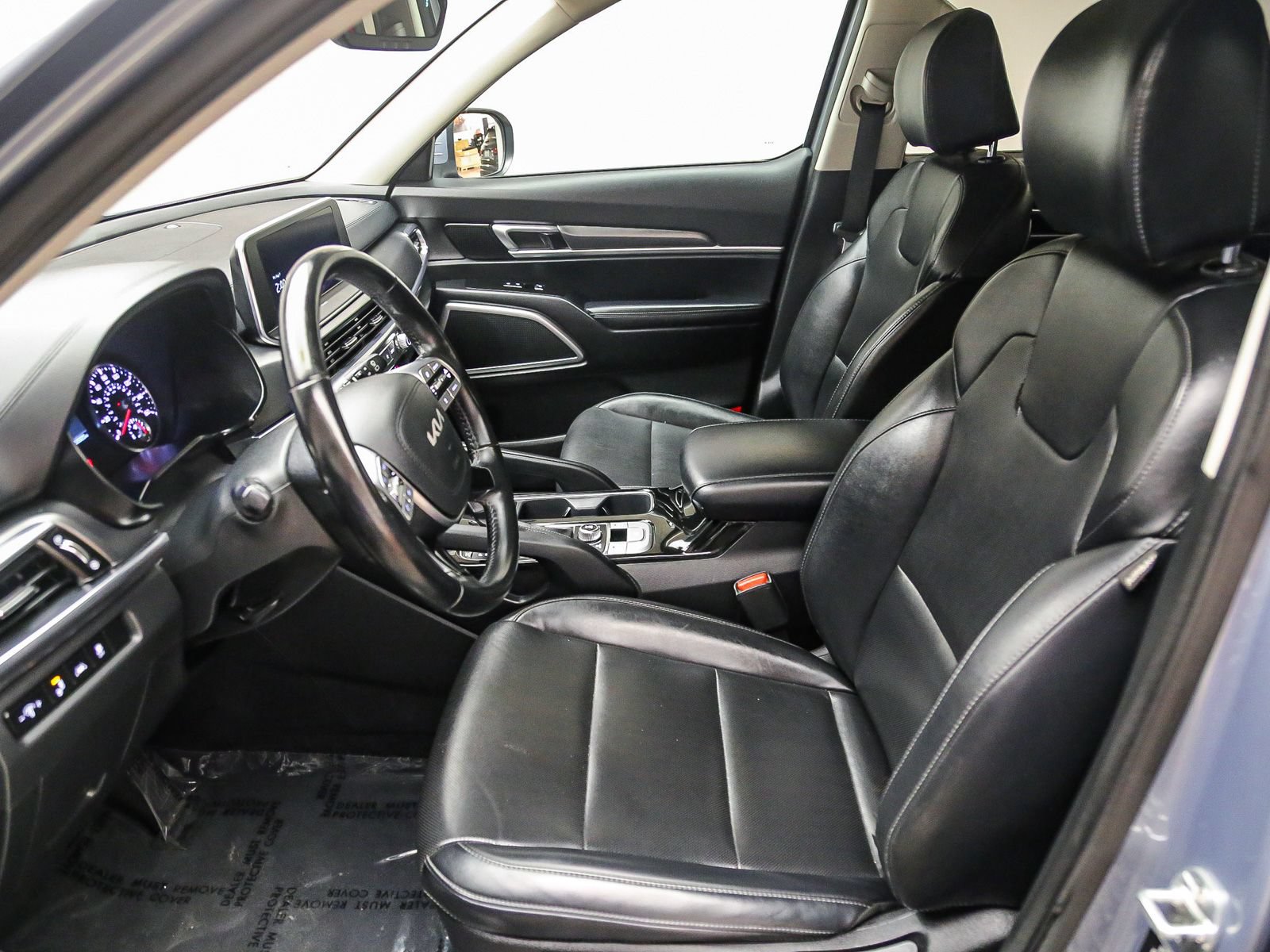 Used 2022 Kia Telluride LX AWD/4WD image 18