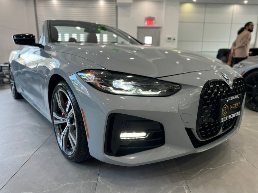 Used 2023 BMW 430i xDrive Convertible w/ M Sport Package AWD/4WD image 11