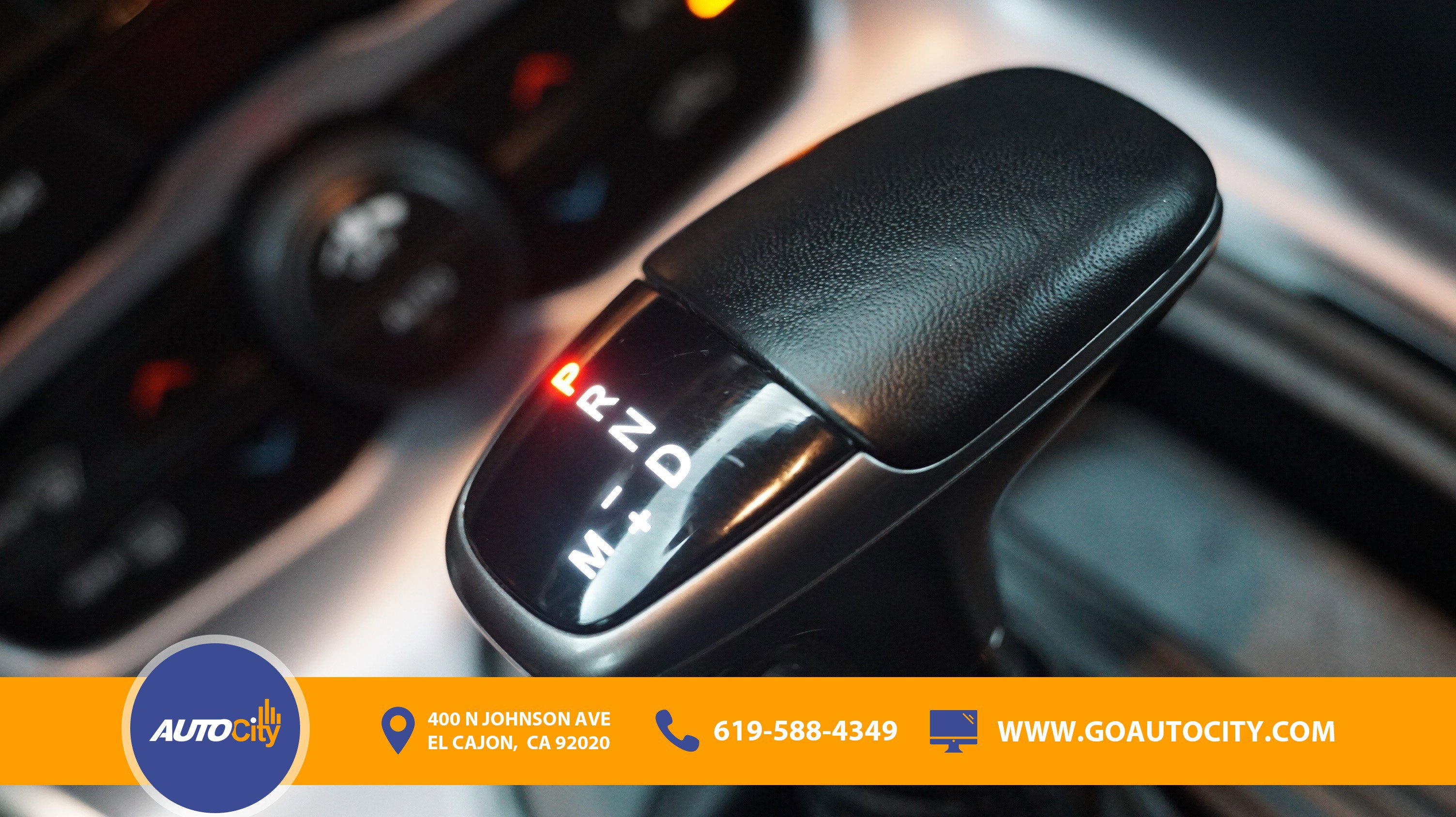 Used 2019 Dodge Challenger SXT RWD image 23