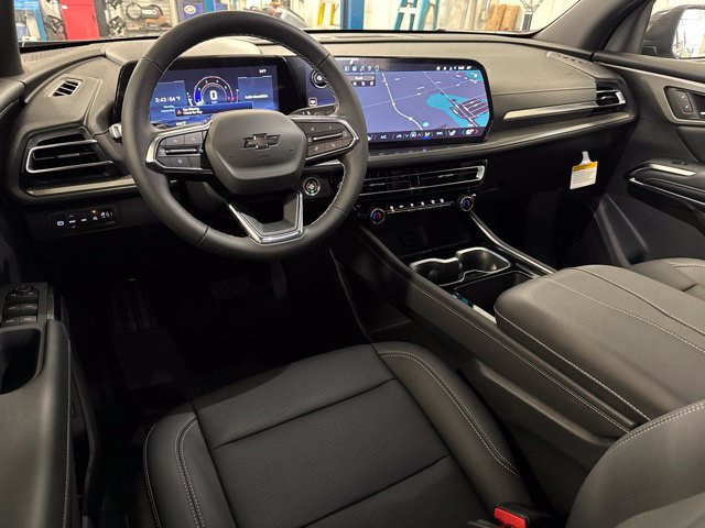 New 2027 Chevrolet Traverse LT w/ Midnight/Sport Edition AWD/4WD image 8