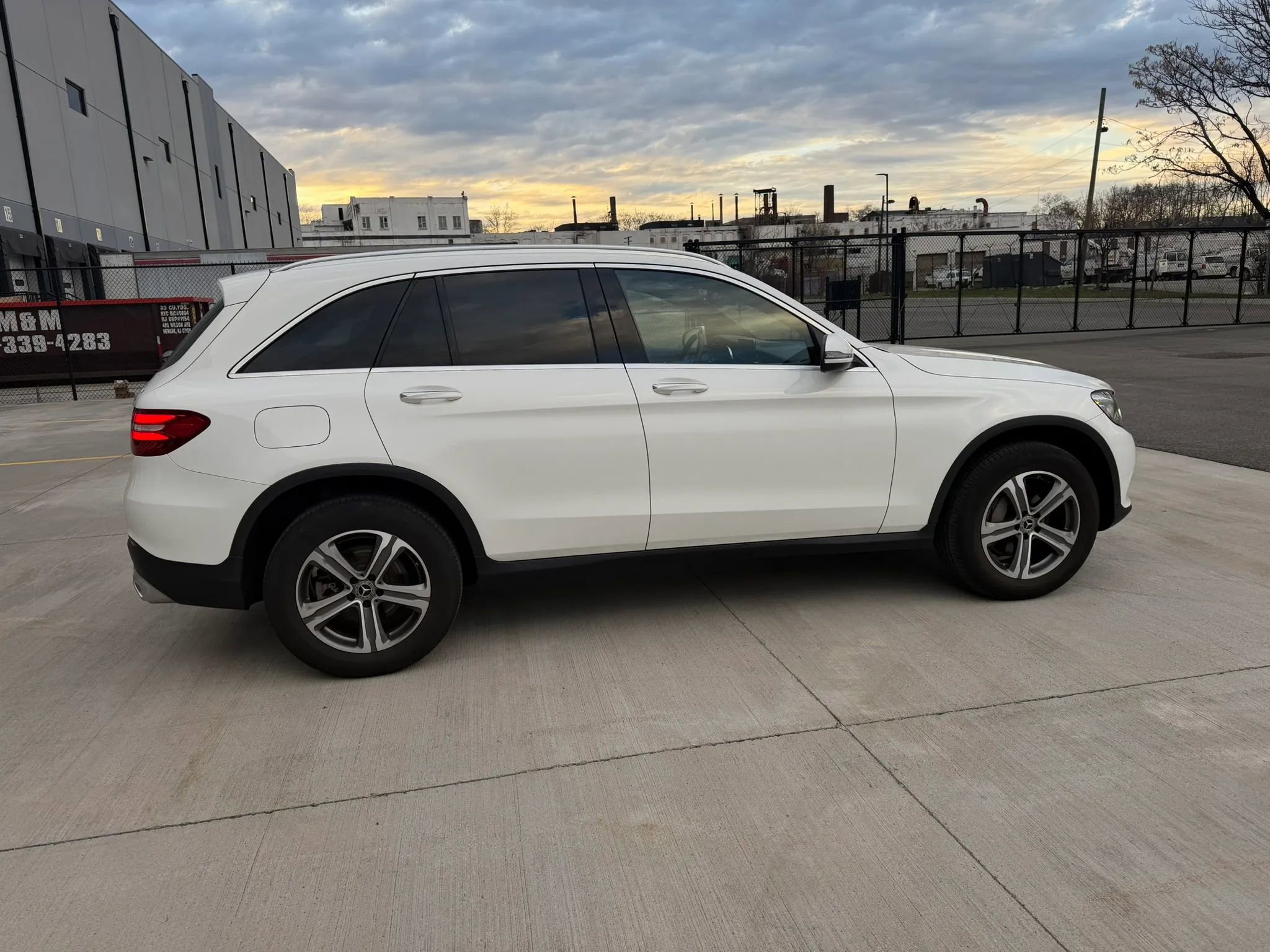Used 2019 Mercedes-Benz GLC 300 4MATIC image 14