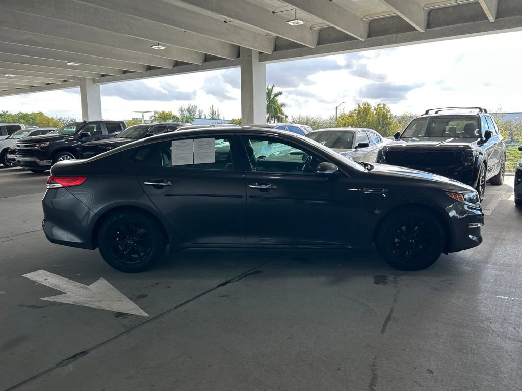 Used 2018 Kia Optima LX image 4