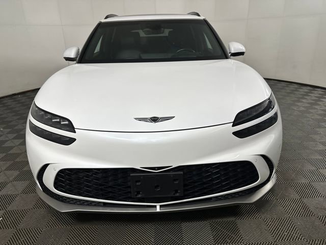 Used 2023 Genesis GV60 Advanced image 8