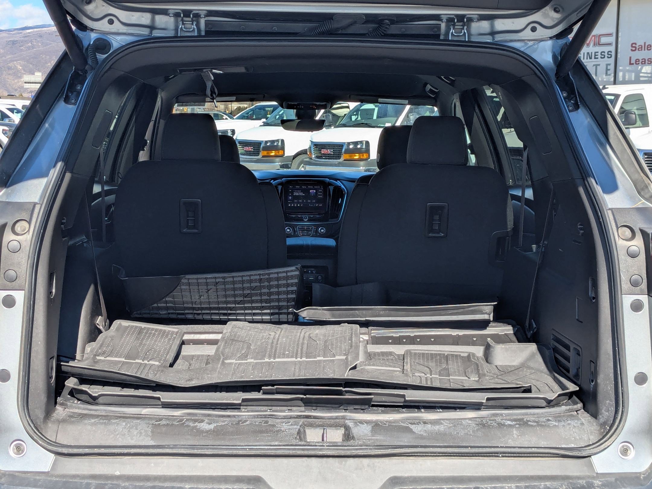 Certified 2023 Chevrolet Traverse LT image 31