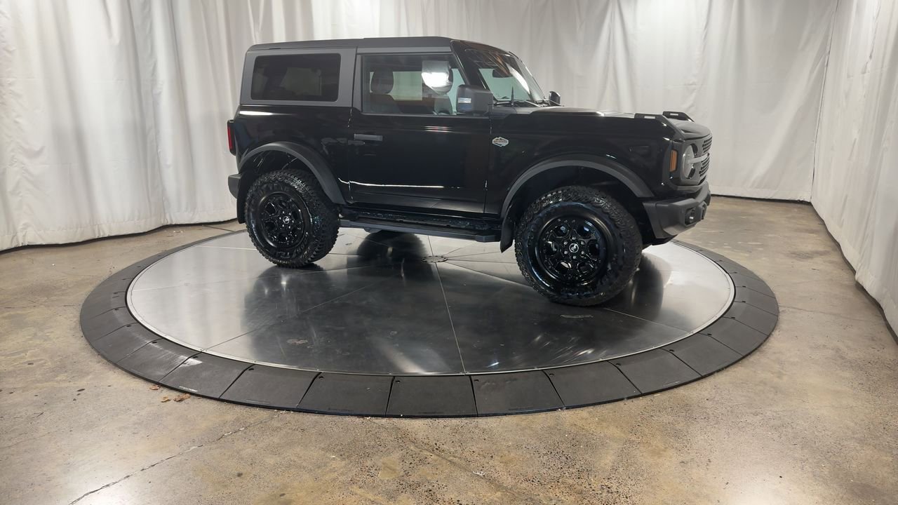 Used 2023 Ford Bronco Wildtrak image 3