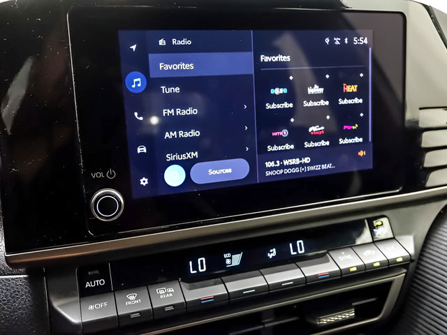 Certified 2025 Toyota Camry SE FWD image 13