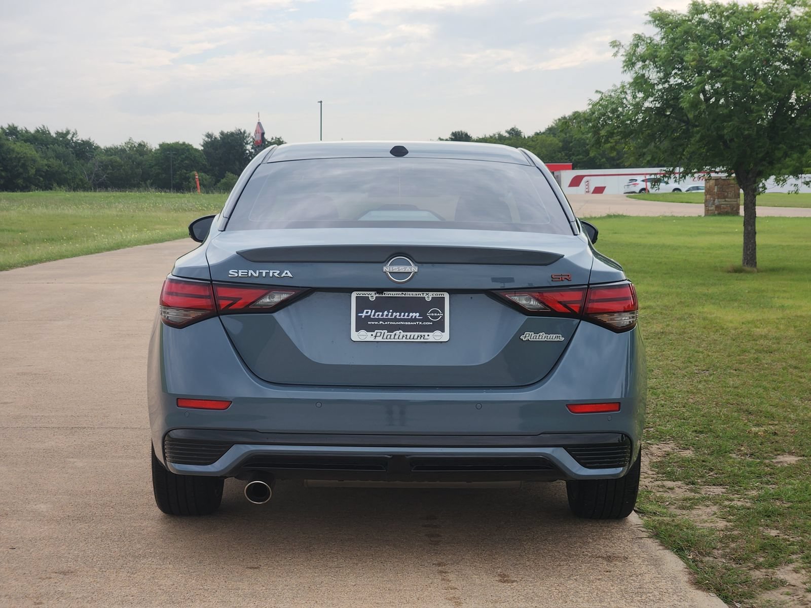 Certified 2025 Nissan Sentra SR FWD image 8