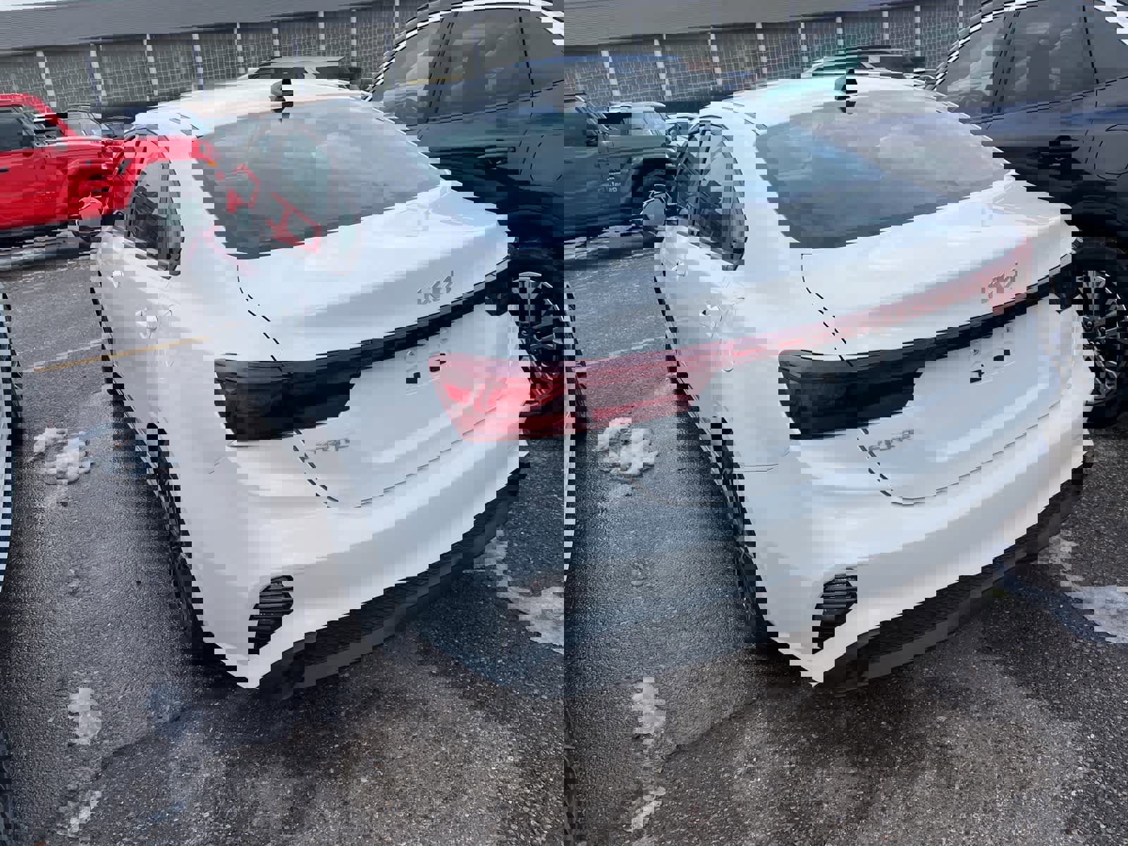 Used 2024 Kia Forte LXS image 9